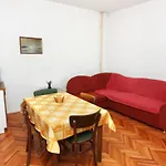 With Parking Space Biograd Na Moru, Biograd - 5899 Appartamento *